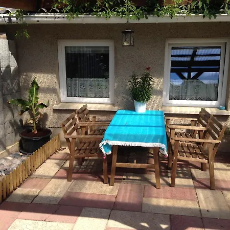 Cozy Bungalow In With Terrace